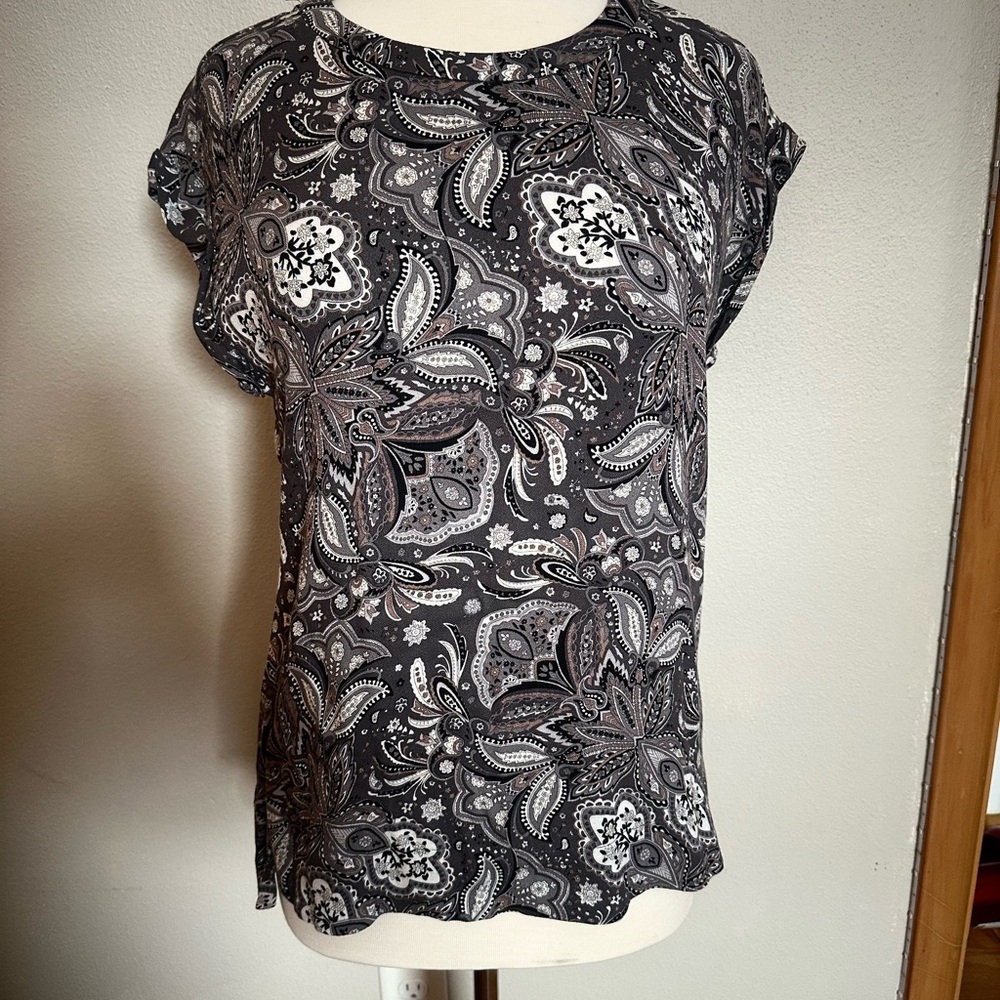 Ella Moss Black and White Graphic Relaxed Blouse